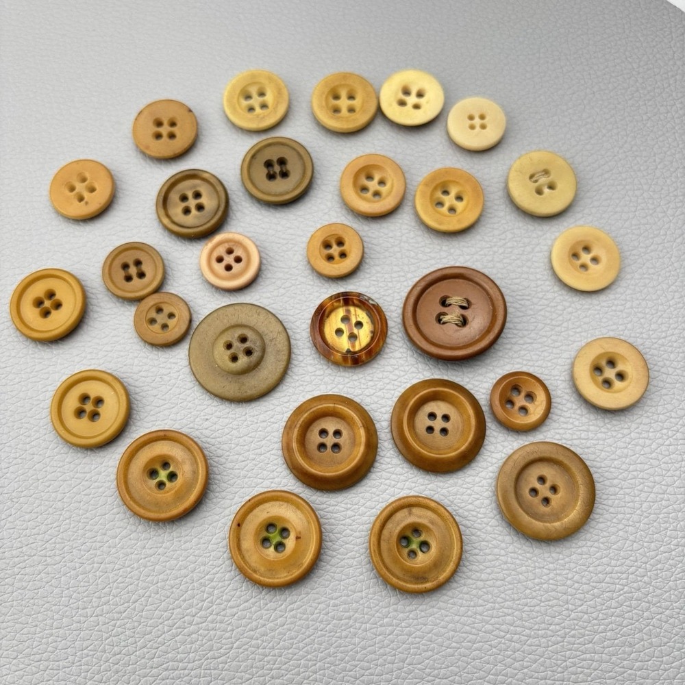 Vintage Casein &‎ Celluloid Buttons Lot • Butterscotch Caramel 30+ Old Mix
